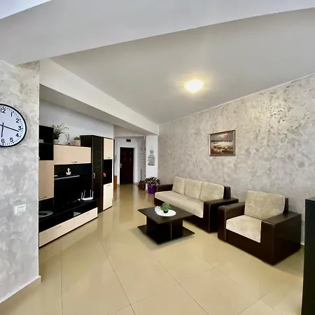 Apartment Apartament La *